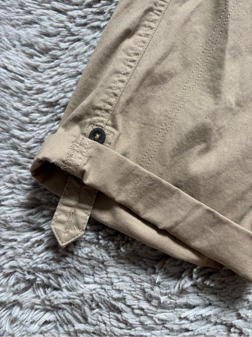 NWT Dash Khaki Cargo Capris size Large - Picture 4 of 8